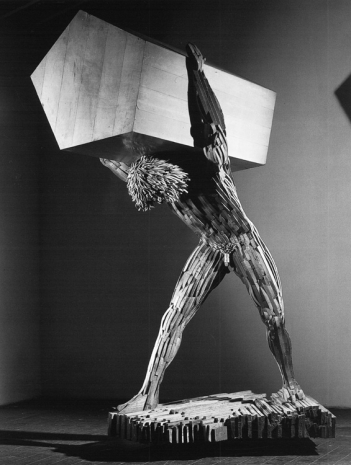 Mario Ceroli, DISCORSI PLATONICI SULLA GEOMETRIA (Uomo con Prisma), 1985 - 1990 , Cardi Gallery