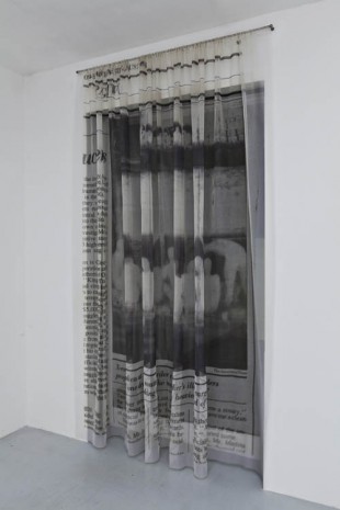 Mona Hatoum, Every door a wall, 2003, Galleria Continua
