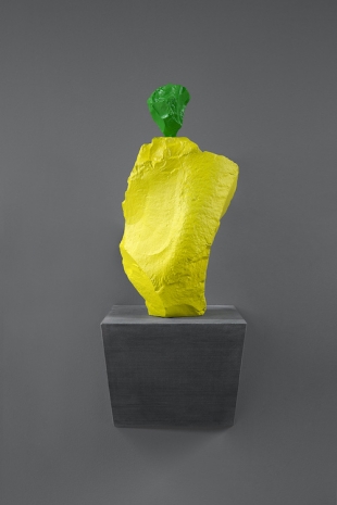 Ugo Rondinone, green yellow nun, 2024, Mennour