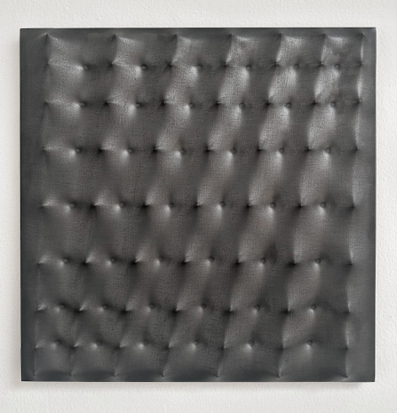 Enrico Castellani , Superficie grigia - Graffite 1, 1975 , Cardi Gallery