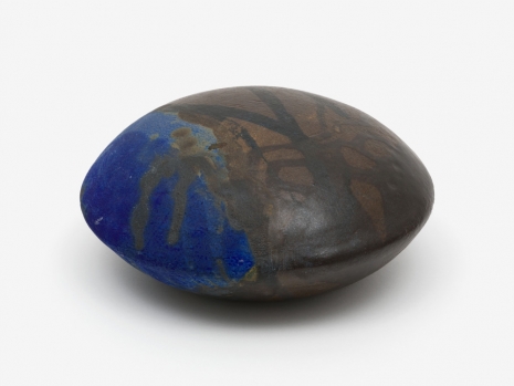 Toshiko Takaezu, Untitled (River Stone), 2010 , Alison Jacques