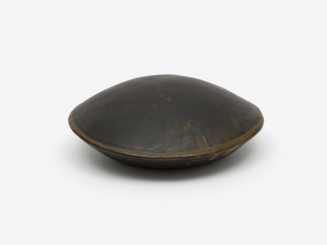 Toshiko Takaezu, Untitled (River Stone), c.2000s , Alison Jacques