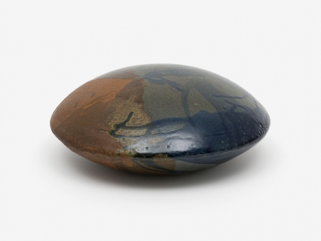 Toshiko Takaezu, Untitled (River Stone), 2010 , Alison Jacques