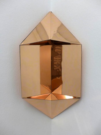 Stefanie Seibold, Untitled (Eckobjekt II), Prototyp, 2013, Christine Koenig Galerie