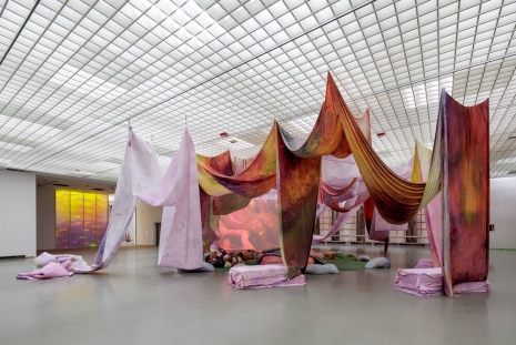 Melanie Bonajo, When the body says Yes, 2024, AKINCI