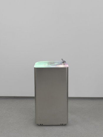 Marilyn Minter, Thirsty (Drinking Fountain), 2022–2023 , Regen Projects