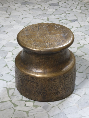 Johan Creten, Point d’Observation - Roman n°20, 2025, Alfonso Artiaco