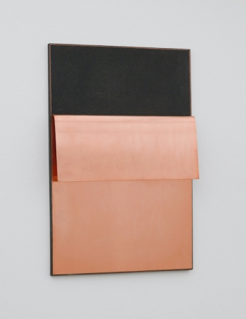 Lesley Foxcroft, Folds (Horizontal), 2025 , Slewe Gallery