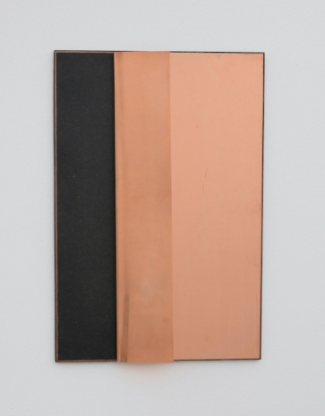 Lesley Foxcroft, Folds (Vertical), 2025 , Slewe Gallery
