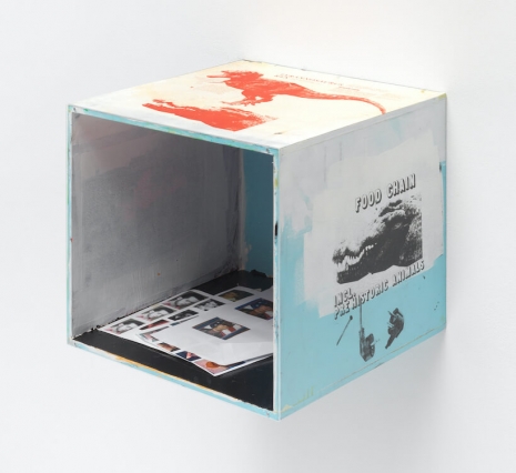 Henrik Olesen, Food chain incl. prehistoric animals: pyramids, tyrannosaurus rex, crocodile, 2025, Galerie Buchholz