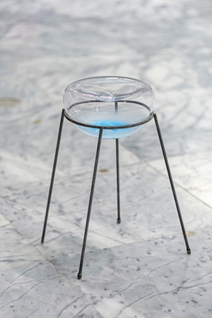 Steph Huang, Late Night Gas Station, 2025. , Perrotin