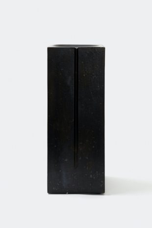 Rando Aso, Vertical Line, 2023 , Nonaka-Hill