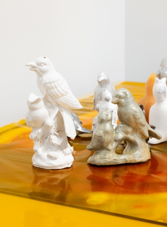 Lotus L. Kang, Receiver Transmitter (Borne), 2025, Esther Schipper