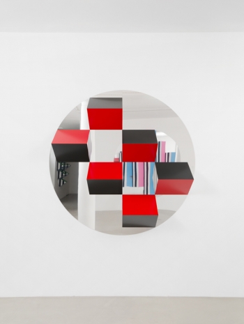 Daniel Buren, Du cercle au carré : Haut-relief - DBPF81, 2025, Mennour