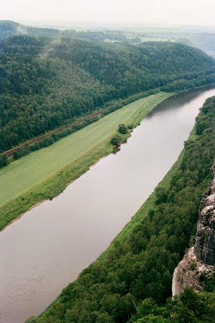 Wolfgang Tillmans, Deutschlandreise Sachsen Elbe, 2001 , Regen Projects