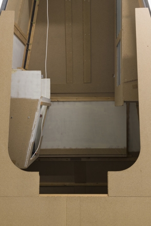 Manfred Pernice, ESTREL; quattro stagioni, 2002 , Galerie Neu