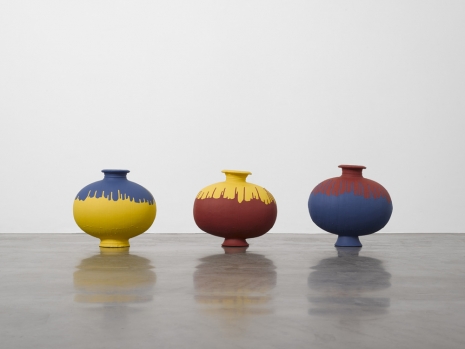 Ai Weiwei , Han Dynasty vases (206BC-220 AD) and industrial paint, 2014 , Lisson Gallery