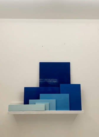 Mathias Kiss, Blue Skyline, 2025 , Au Cube