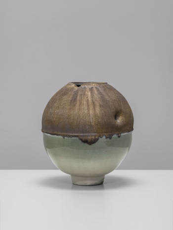 Hun-Chung Lee, Jar, 2025 , Gladstone Gallery