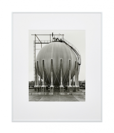 Bernd & Hilla Becher, GasTank, Wesseling, D, 1992, Sprüth Magers