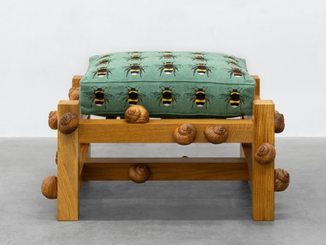 Daniel Dewar & Grégory Gicquel , Oak bench with bumble bees, poppy flowers and snails, 2025, Loevenbruck