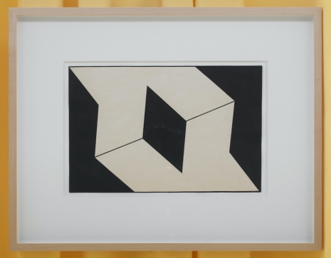 Lygia Clark , Estudo para Planos em superfície modulada (Study for Planes in modulated surface), 1957 , Galerie Nordenhake