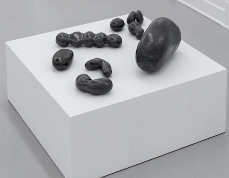 Tone Vigeland, Sculptures, 1997-2003 , Galleri Riis