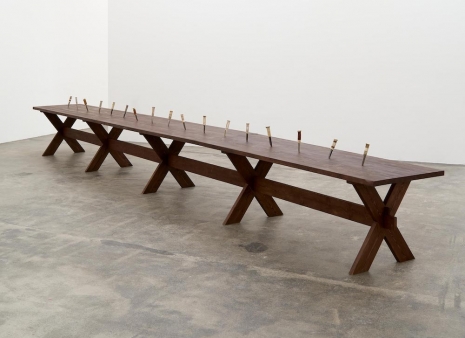 Carola Grahn , Luhkietjijhtje nejpieh (Seventeen Knives), 2025, Galleri Nicolai Wallner