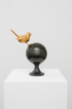 François-Xavier Lalanne, Petit Oiseau sur la boule, 2008, Galerie Mitterrand