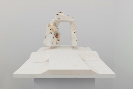 Isa Genzken, Tor für Amsterdam (Gate for Amsterdam), 1988 , Galerie Buchholz