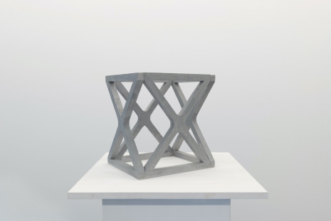 Isa Genzken, X, 1994, Galerie Buchholz