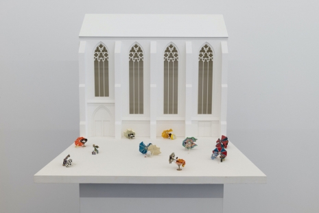 Isa Genzken, Untitled, 2007, Galerie Buchholz