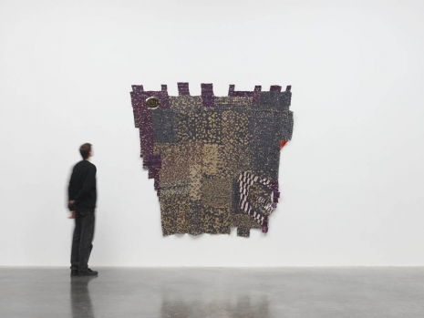 El Anatsui, LuwVor I, 2025 , White Cube