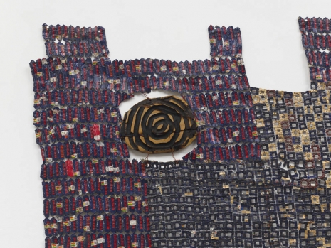 El Anatsui, LuwVor I, 2025 , White Cube