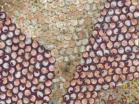 El Anatsui, MivEvi IV, 2025 , White Cube