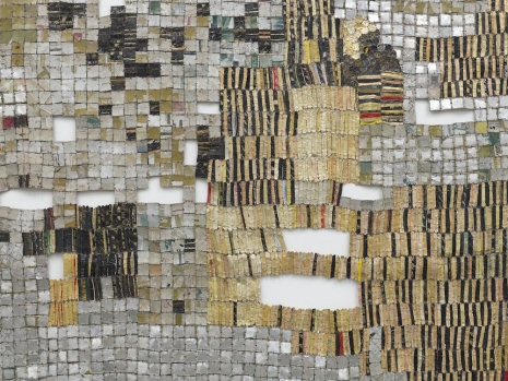 El Anatsui, MivEvi VII, 2025 , White Cube