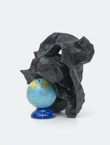 Rodney McMillian, Piggy Bank (globe II), 2025-2026 , Capitain Petzel