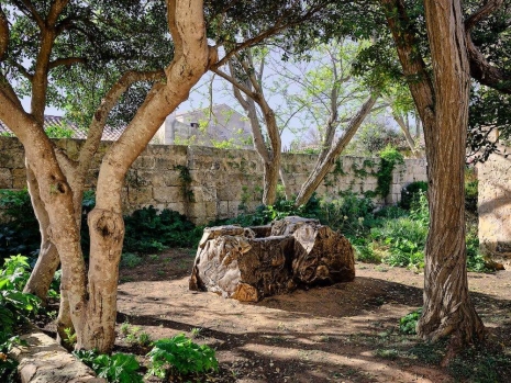 Cristina Iglesias, Littoral (Lunar Meteorite) IV, 2025, Hauser & Wirth