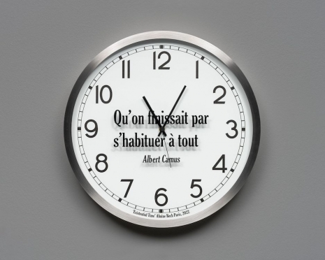 Joseph Kosuth , Quoted Clocks #10 (A.R.), 2022 , Almine Rech