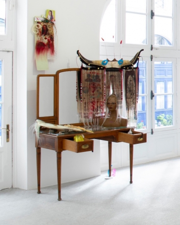 Cléopatra Gones , A Cabeleireira, 2026, Mennour