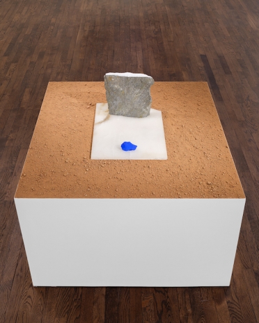 Lita Albuquerque, The Blue behind Time, 2026, Galerie Mitterrand