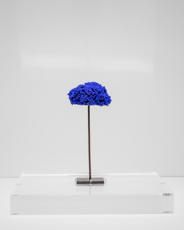 Yves Klein, Sculpture Éponge Bleue Sans Titre (SE 322), c. 1961, Galerie Mitterrand