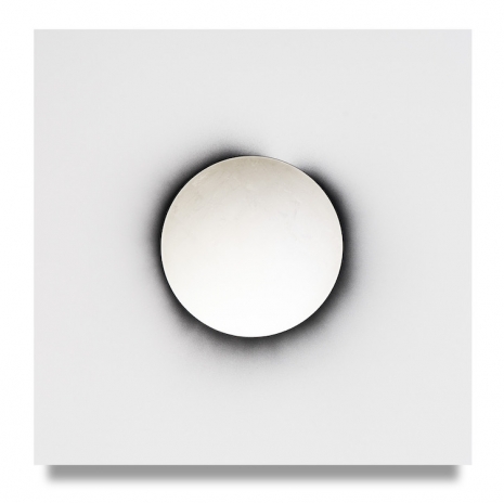 Lita Albuquerque , Lunar Exhale, 2025 , Galerie Mitterrand