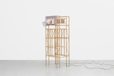 Sarah-Anaïs Desbenoit , Maman Karima, 2025, Galerie Chantal Crousel