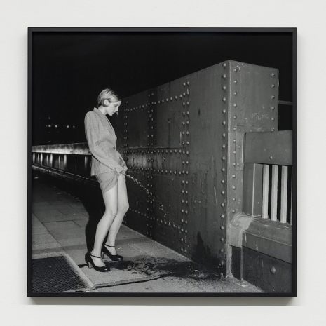 Sophy Rickett, Vauxhall Bridge 2, 1995, Galerie Neu