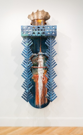 Julien Creuzet , Nos diables rouges, nos dérives commotions, after sinking, long contemplation, holy blue, subliminal désir, occipital désire, enchantons l’atmosphère (autel coquillage), 2025 , Esther Schipper