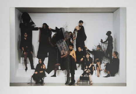Joël Andrianomearisoa, TABLEAU DE MODE, 2001-2002 , Sabrina Amrani