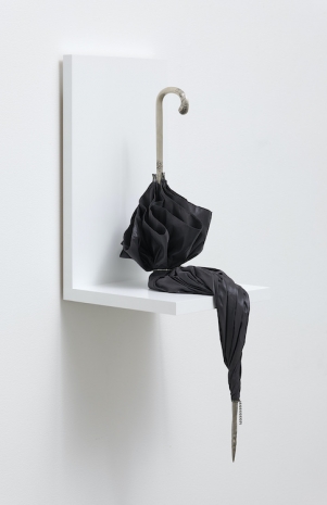 Rasmus Myrup, Sitting Umbrella, 2025, Galleri Nicolai Wallner