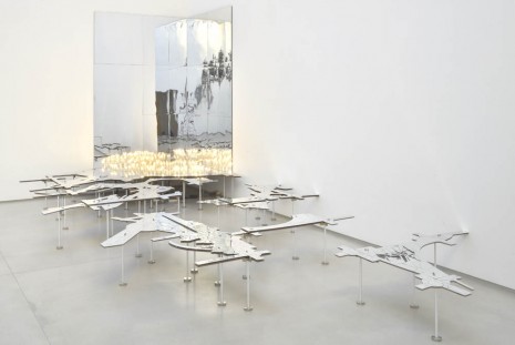 Lee Bul, Civitas Solis, 2013, Galerie Thaddaeus Ropac