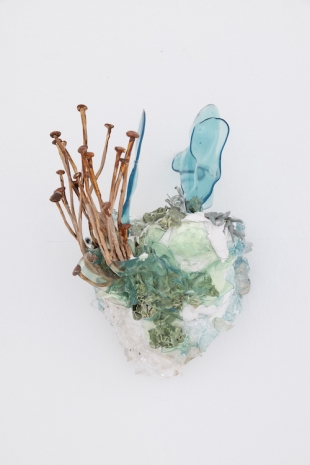 Nathalie Djurberg & Hans Berg, Get Close to Each Other and Stick Together (20 cm), 2024 , Giò Marconi